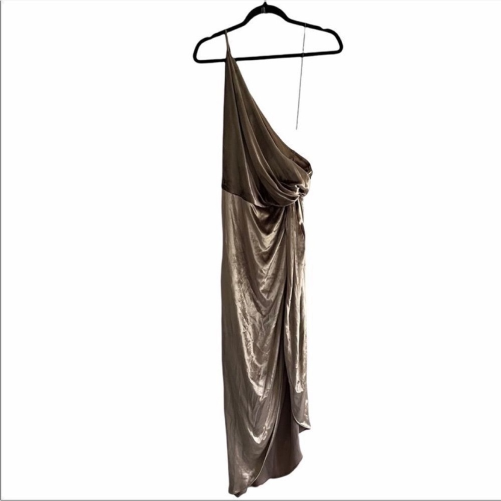 MICHELLE MASON Silk Velvet Asymmetrical One-Shoulder Midi Dress Gold 6 - Picture 11 of 16